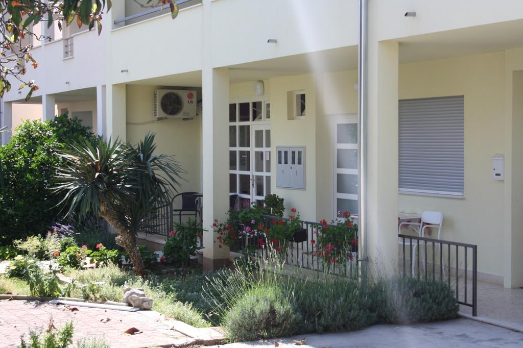 Martina Sun Apartment Zadar Quarto foto
